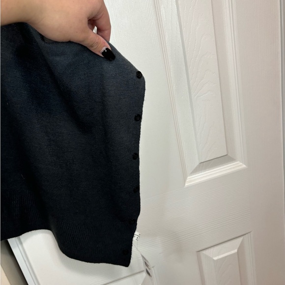 Button up cadigan/shawl - Picture 4 of 6